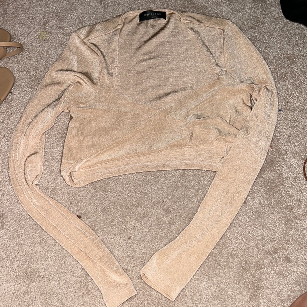 White Fox Cream Cropped long sleeve